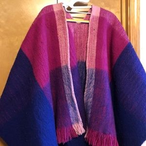 Vintage 100% Wool Wrap from Peru